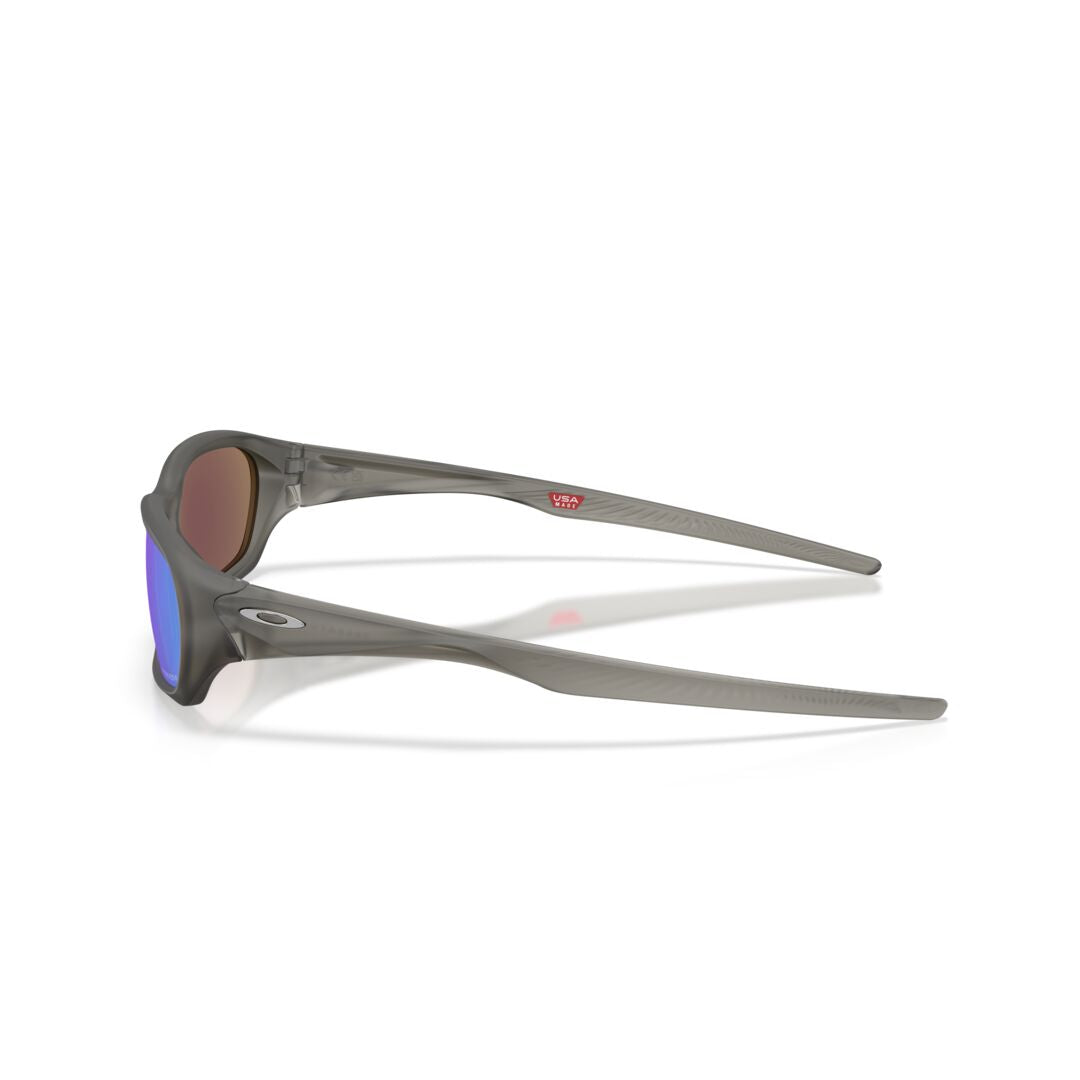 Gafas de Sol Oakley OO9530 Unisex Color Gris